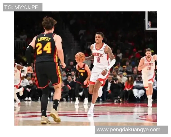 火箭队在太阳夏季联赛中展现新星风采,年轻球员争相亮相引发关注 火箭队在太阳夏季联赛中展现新星风采,年轻球员争相亮相引发关注