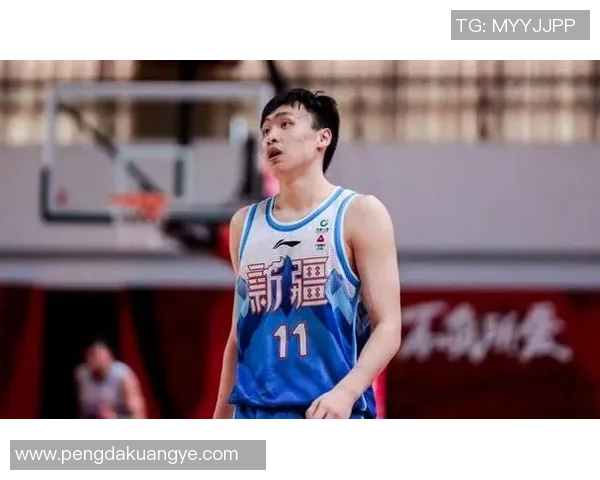 齐麟崛起：从青涩少年到篮球场上的璀璨明星之路