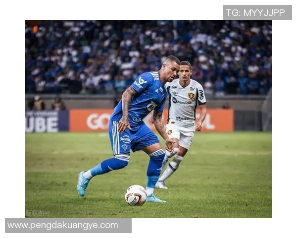 克鲁塞罗与弗拉门弋激战正酣谁能在这场巴西足球盛宴中胜出