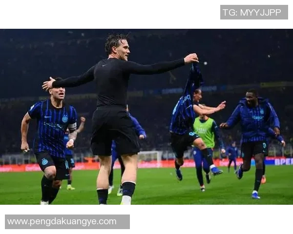 国米与巴伦西亚赛场冲突引发激烈打斗球迷反应热烈