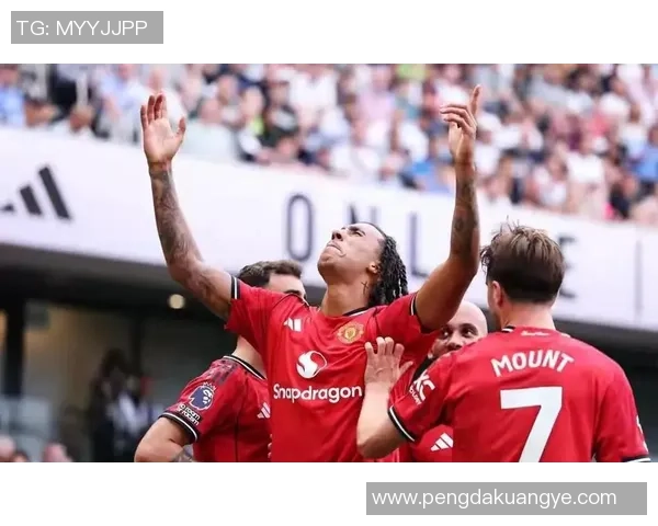 曼联与利物浦历史对战成绩分析及近期交锋回顾