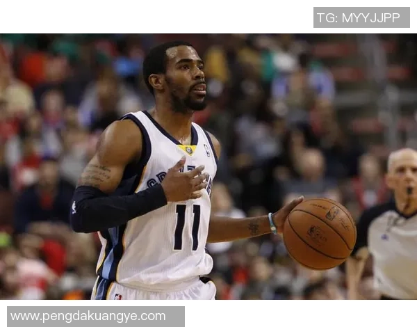 迈克康利的篮球传奇之路与职业生涯的辉煌成就解析